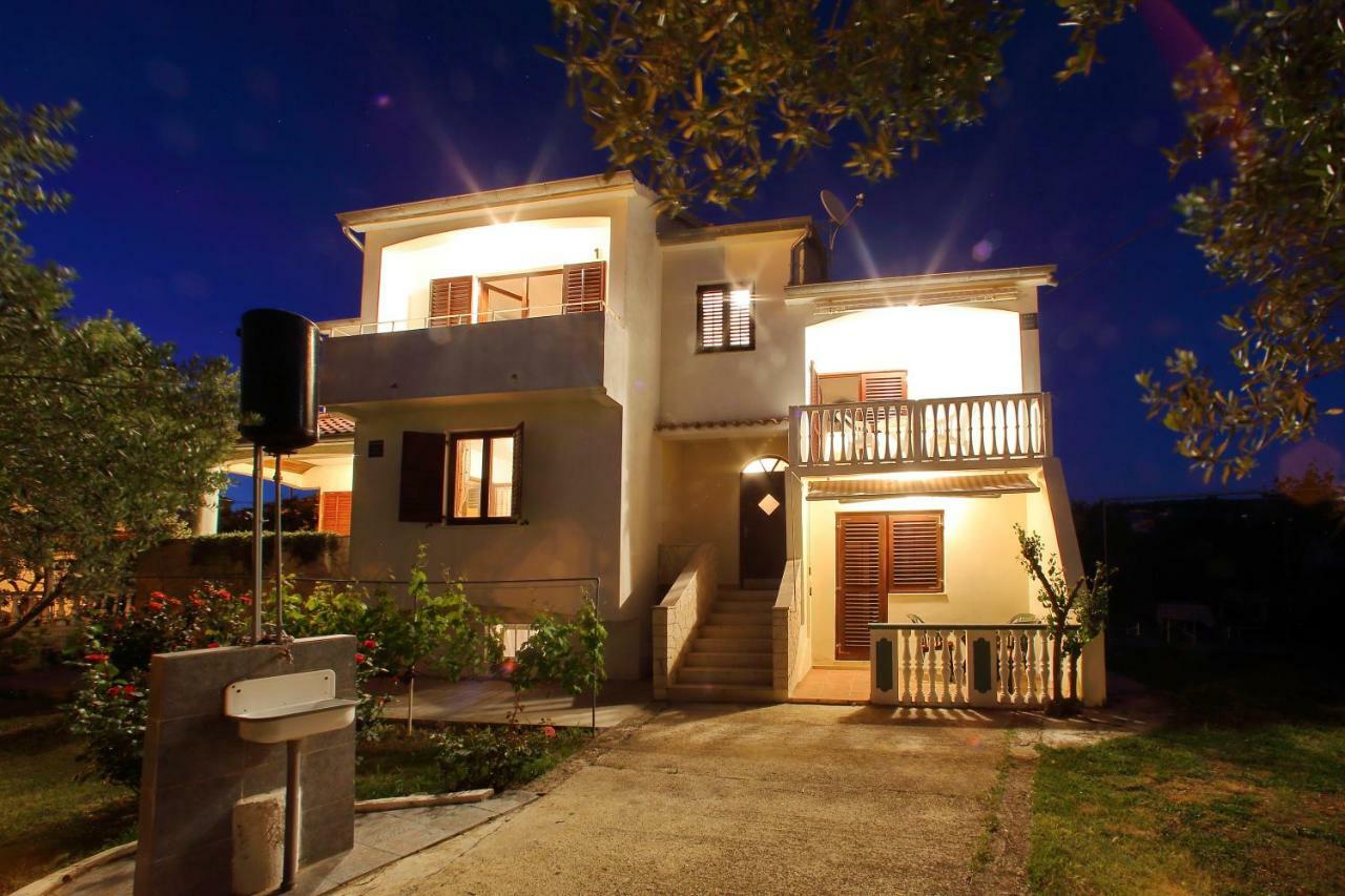 Apartments Vala Bibinje Exterior photo